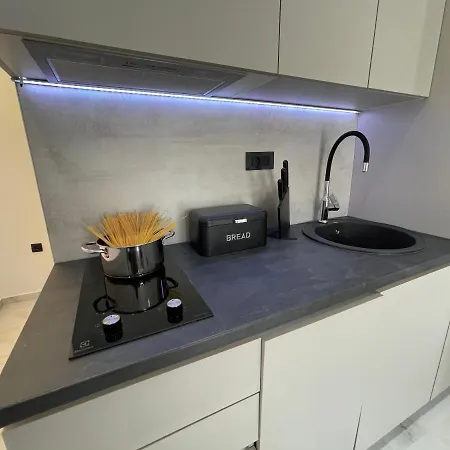 Paklenica-josipa * Starigrad Paklenica