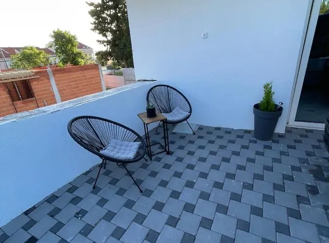 Paklenica-josipa Appartement *